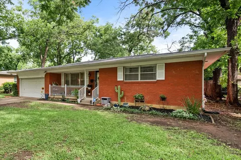 1603 W Lovers Ln, Arlington, TX 76013