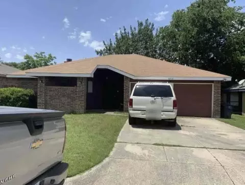 6312 Canyon Cir, Fort Worth, TX 76133
