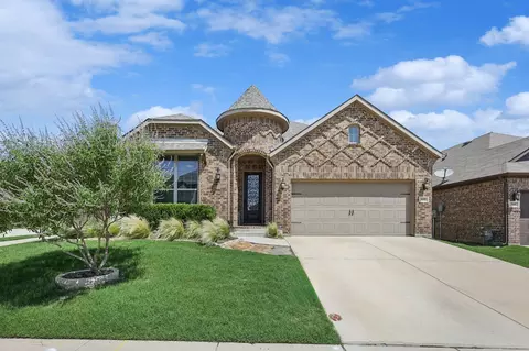 3101 Bella Lago Dr, Fort Worth, TX 76177