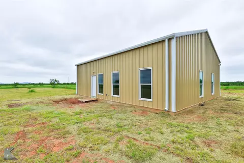 4811 Fm 604, Lawn, TX 79530