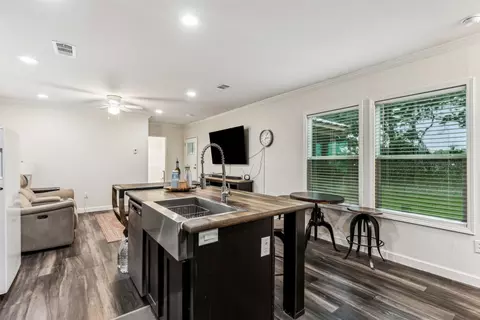 1200 E Red Deer Rd, Cleburne, TX 76031 photo 11