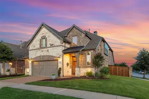 721 Proud Knight Ln, The Colony, TX 75056