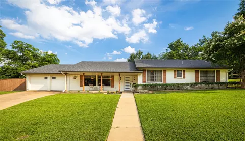 6817 Brants Ln, Fort Worth, TX 76116