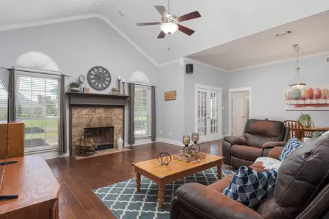 108 County Road 1010, Princeton, TX 75407