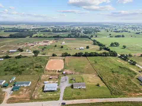 140 Kickapoo Ct, Lipan, TX 76462 photo 33