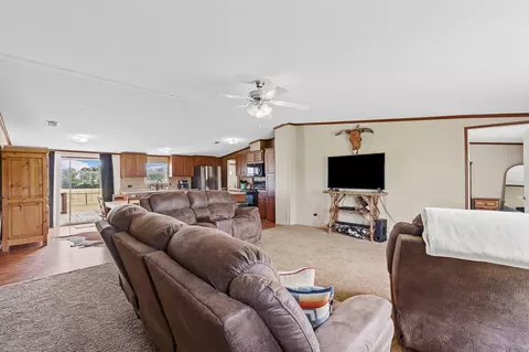 140 Kickapoo Ct, Lipan, TX 76462 photo 18