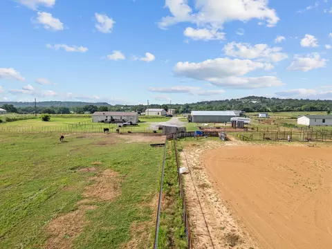 140 Kickapoo Ct, Lipan, TX 76462 photo 6