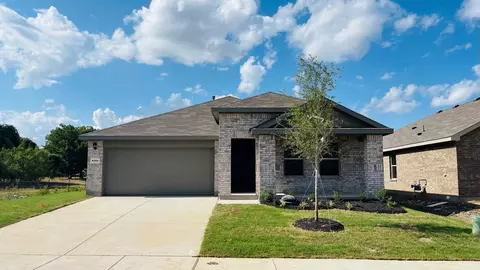 4244 Azam Creek Ln, Fort Worth, TX 76036