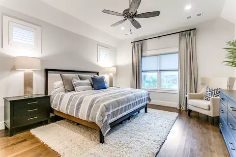 626 E Wall St, Grapevine, TX 76051 photo 18