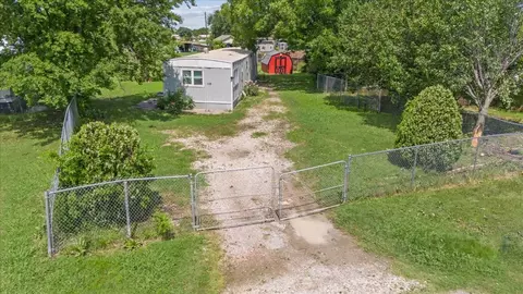 116 Zumwalt Cir, Hackberry, TX 75036