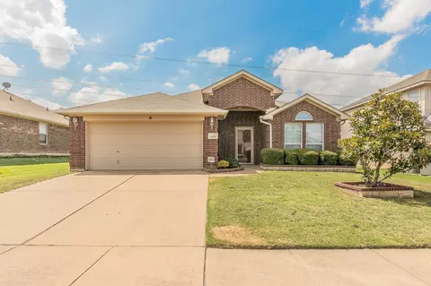 309 Kennedy Dr, Crowley, TX 76036