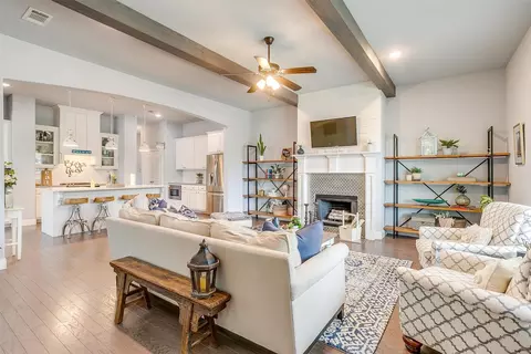 540 Inwood St, Benbrook, TX 76126