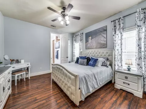 1008 King George Ln, Savannah, TX 76227