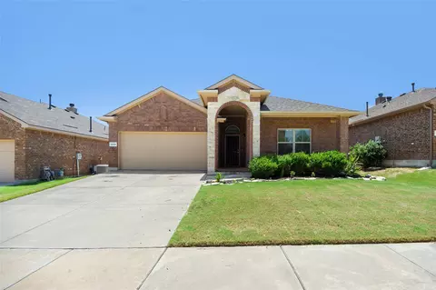 5900 Longmont Dr, Denton, TX 76208