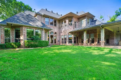 2701 Mcpherson Ln, Flower Mound, TX 75022