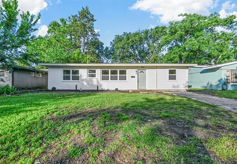 1854 Crest Ridge Dr, Dallas, TX 75228