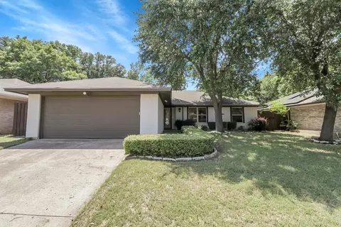 1725 Caddo Dr, Irving, TX 75060