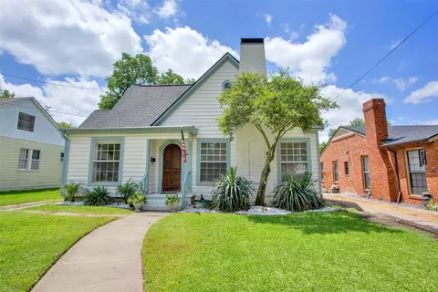 514 W Belden St, Sherman, TX 75092