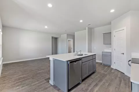 2304 Kendolph Dr, Denton, TX 76205 photo 5