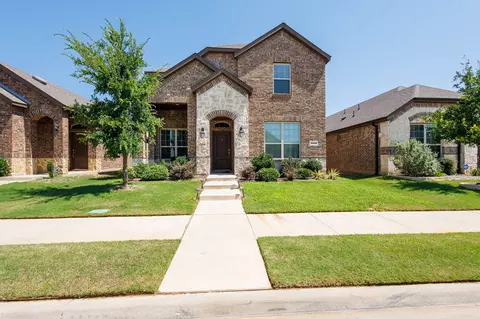 2333 Opaline Dr, Aubrey, TX 76227