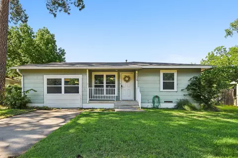 1509 Creek Ave, Denton, TX 76209