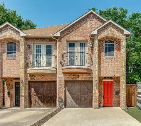 2608 N Garrett Ave #B, Dallas, TX 75206