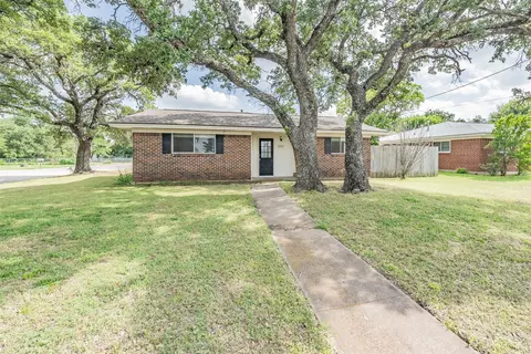 1101 Elmira St, Weatherford, TX 76086