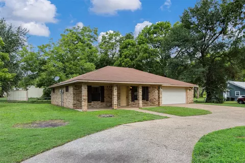 315 Meredith St, Eustace, TX 75124 photo 3