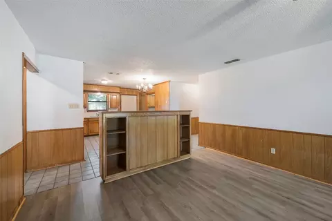 315 Meredith St, Eustace, TX 75124 photo 9