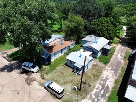 103 Cockrell St, Eustace, TX 75124 photo 2