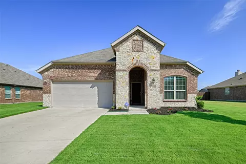 116 Garner Ct, Forney, TX 75126