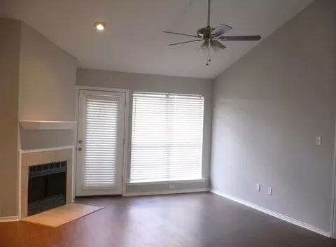 9601 Forest Ln #923, Dallas, TX 75243