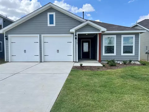 1505 Bear Claw Dr, Fort Worth, TX 76140