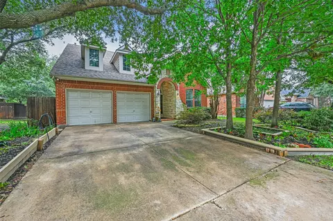 2834 Vacherie Ln, Dallas, TX 75227