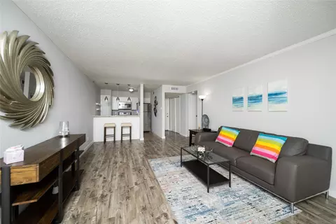 4837 Cedar Springs Rd #326, Dallas, TX 75219
