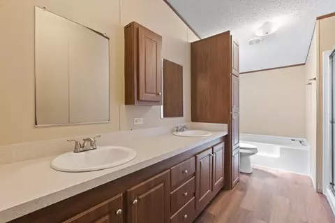 1404 Old Bridge Rd, Cleburne, TX 76033 photo 13