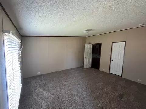 1404 Old Bridge Rd, Cleburne, TX 76033 photo 12
