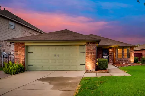 1529 Caymus Ct, Lewisville, TX 75067