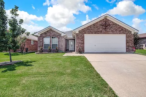 12113 Rolling Ridge Dr, Burleson, TX 76028