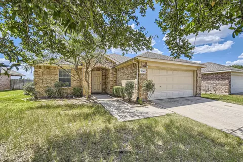 13741 Village Vista Dr, Haslet, TX 76052