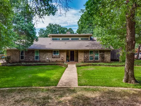 6208 Saddle Ridge Rd, Arlington, TX 76016