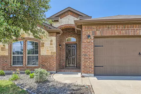 10801 Abbeyglen Ct, Haslet, TX 76052