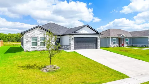 3616 Skylane Ave, Corsicana, TX 75110