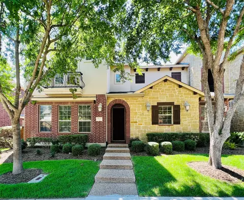 8619 Calvin Rd, Irving, TX 75063
