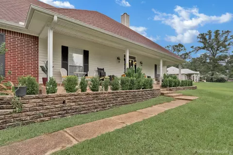 7029 Pine Oak Ln, Greenwood, LA 71033