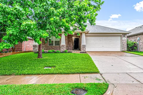 2005 Crosby Dr, Forney, TX 75126