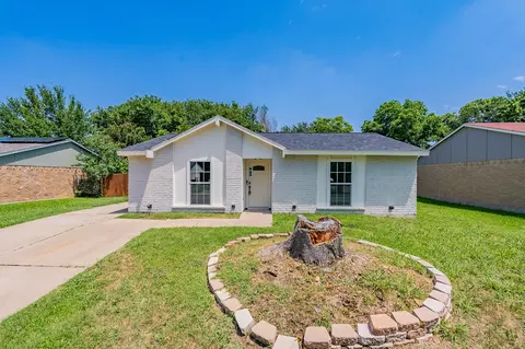 2307 Wildbriar Dr, Arlington, TX 76014