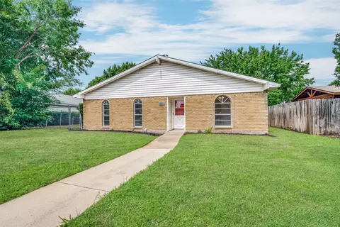 4713 Branch Hollow Dr, The Colony, TX 75056