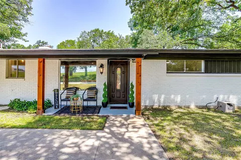 109 Redbird Ln N, Azle, TX 76020