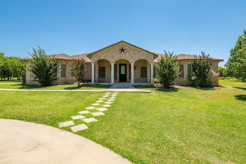 1801 Valley View Rd, Crowley, TX 76036